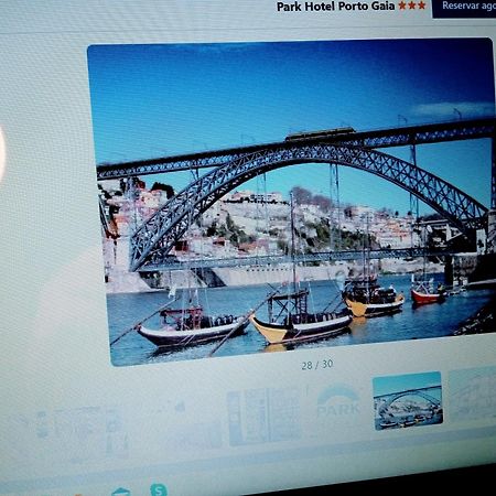 ホテル Porto Cruz House ヴィラ・ノヴァ・デ・ガイア エクステリア 写真